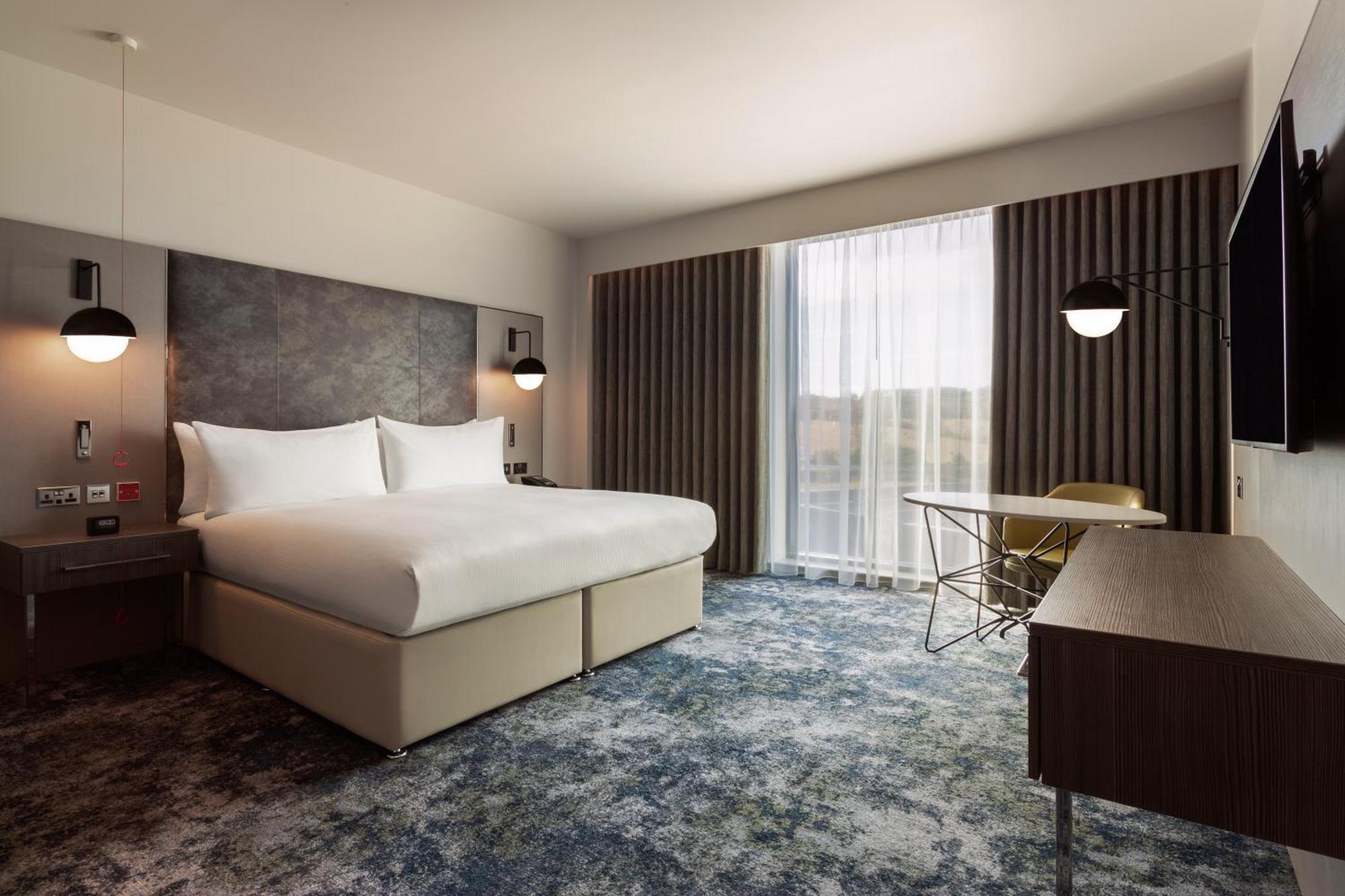Hilton Teca 4* Абердин