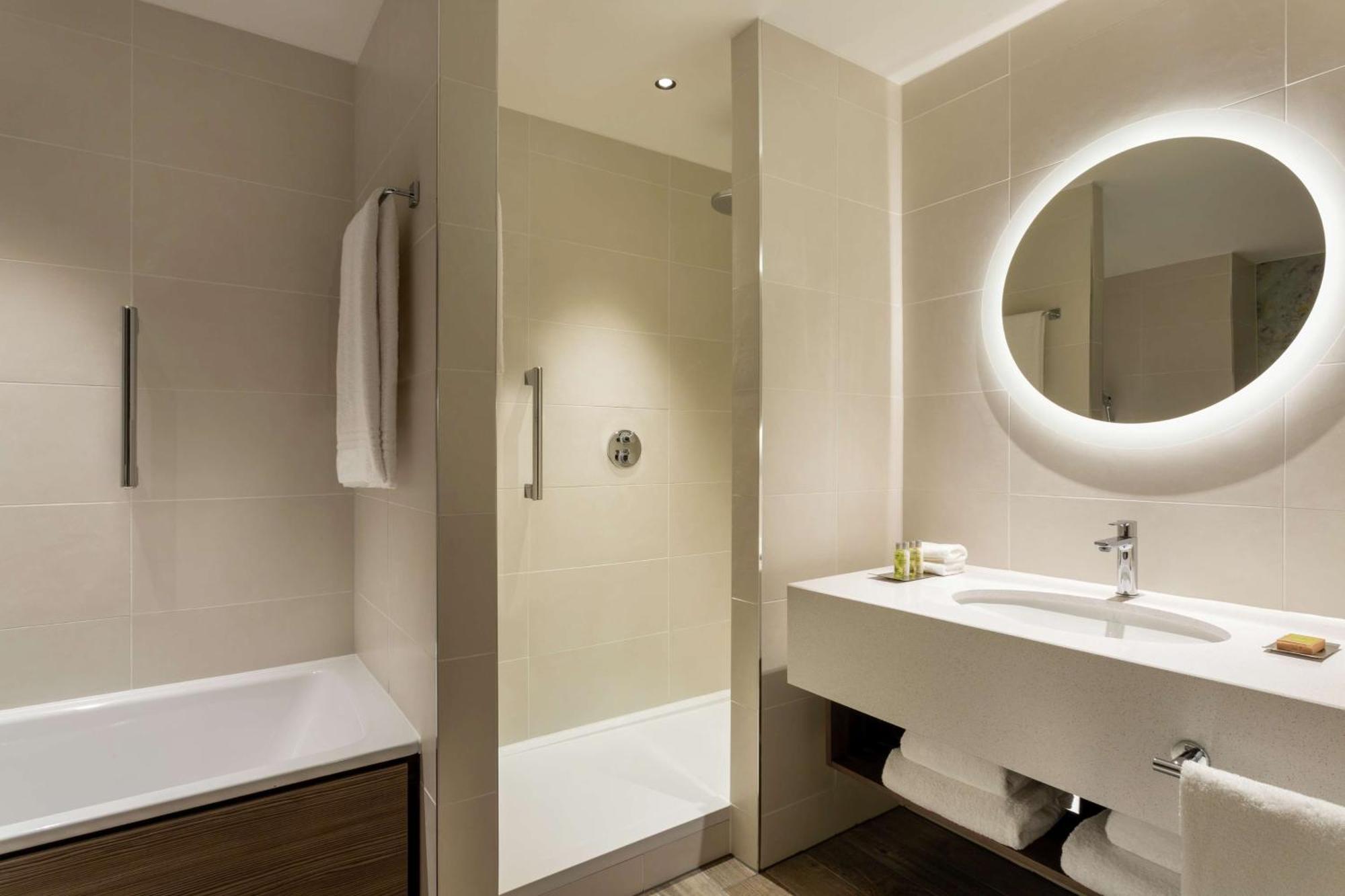 Отель Hilton Teca
