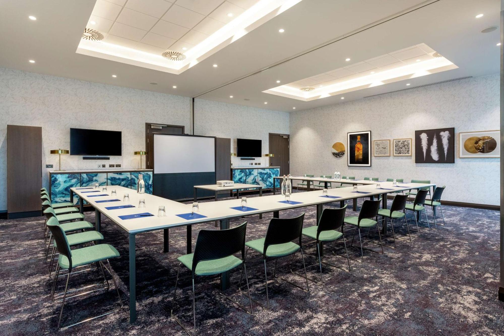 Отель Hilton Teca Абердин
